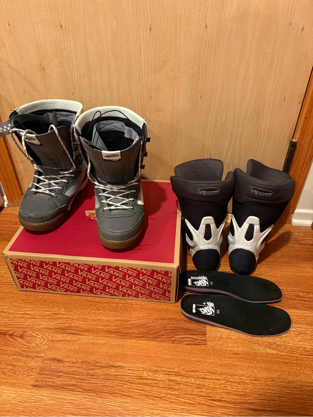 Vans Invada Pro Snowboard Boot - Picture 6 of 10